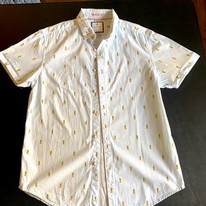 Denim & Flower men’s size medium slim fit pineapple print short sleeve button up